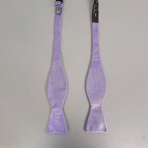 MENS POLYESTER BOW TIE PURPLE DOT DESIGN